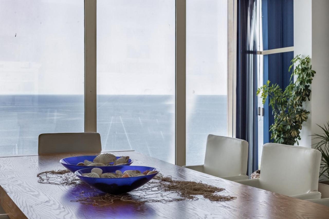 Exclusive Seafront Villa,Private Pool,Gym,Bbq 엘 토로 외부 사진