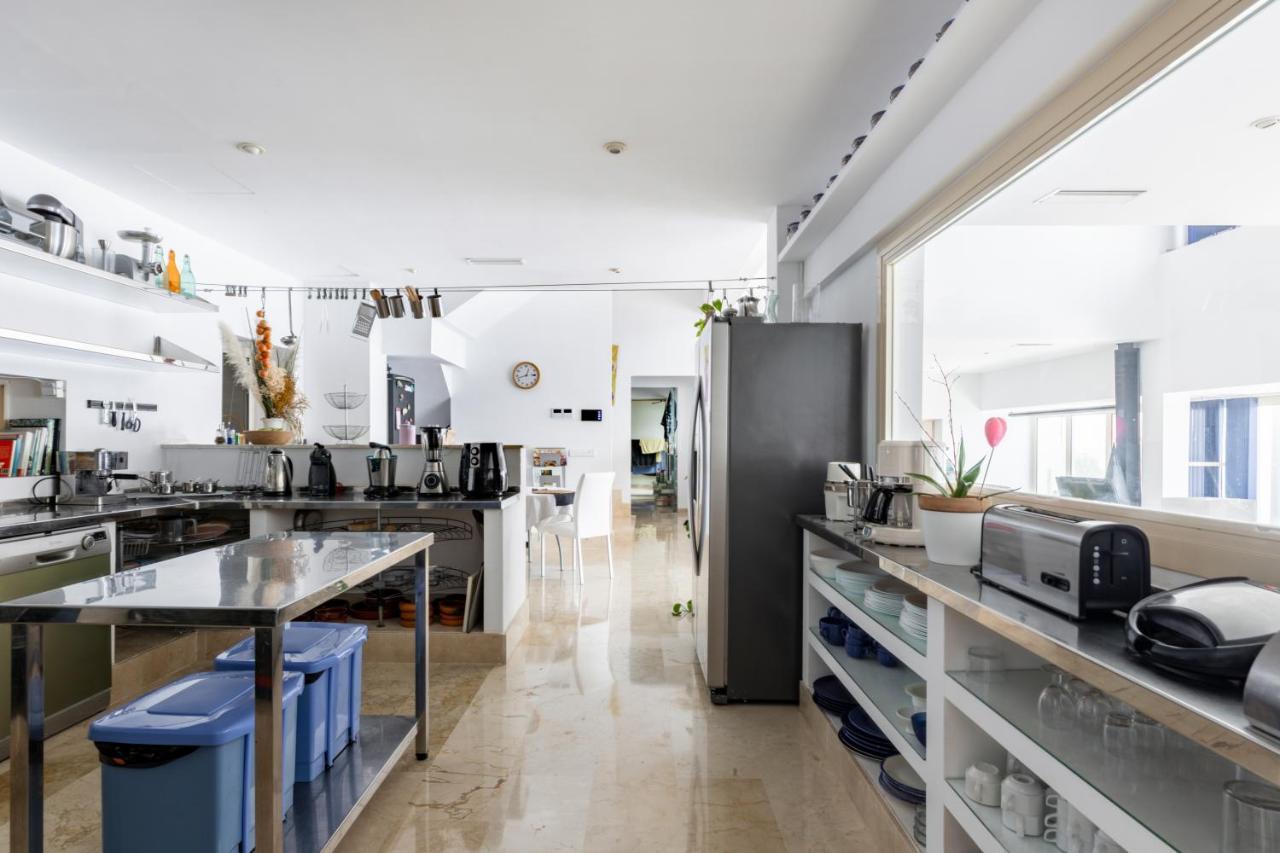 Exclusive Seafront Villa,Private Pool,Gym,Bbq 엘 토로 외부 사진
