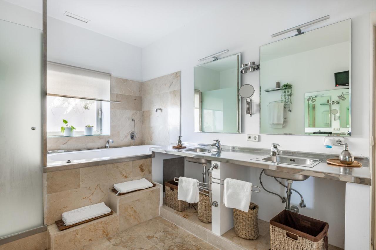 Exclusive Seafront Villa,Private Pool,Gym,Bbq 엘 토로 외부 사진